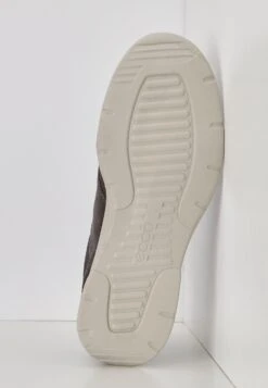 ECCO Irving - Sneakers Laag - Magnet -Modieuze Herenkleding 04b935c9dcc44f9e867147ffccc0ed69