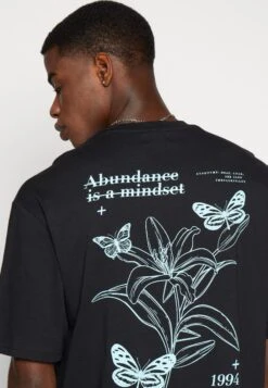 YOURTURN Chest Tee Unisex - T-Shirt Print - 802 - Black -Modieuze Herenkleding 0e4b4081586c44b38413d45691796242