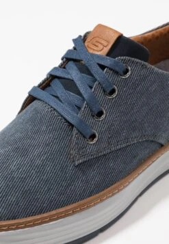 Skechers Moreno - Sneakers Laag - Navy -Modieuze Herenkleding 0f483186ef2d4c709380bf9bbbb87ebf