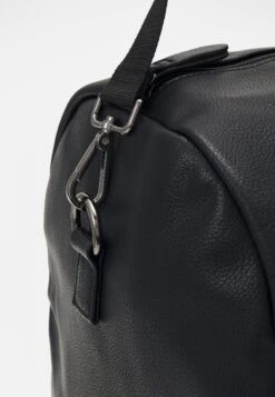 Pier One Unisex - Weekendtas - Black 11 Pier One Unisex - Weekendtas - Black -Modieuze Herenkleding 18ba7561d82f4d668ee78827ee1c936c