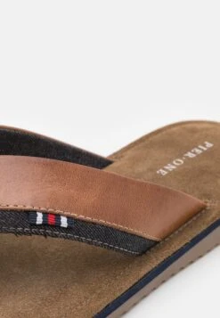 Pier One Leather - Teensandalen - Cognac 13 Pier One Leather - Teensandalen - Cognac -Modieuze Herenkleding 1f87f71132da493d87a878e247d137ba