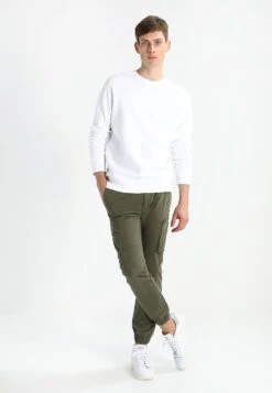 Pier One Sweater - White 8 Pier One Sweater - White -Modieuze Herenkleding 276098020c4844ad84951d6836b5d34a