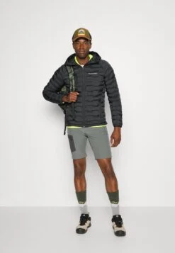 Peak Performance Argon Light Hood Jacket - Outdoorjas - Black -Modieuze Herenkleding 3428a126061d41f6ad93dbfaf41022ce