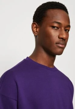 YOURTURN Unisex - Sweater - Purple 11 YOURTURN Unisex - Sweater - Purple -Modieuze Herenkleding 422dece4f4c7482f84f3073fde8c2921