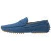 Pier One Unisex - Mocassins - Royal Blue 1 Pier One Unisex - Mocassins - Royal Blue -Modieuze Herenkleding 5a4f22d609b94f03a145b842fc838308