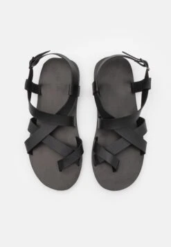 Pier One Teensandalen - Black 11 Pier One Teensandalen - Black -Modieuze Herenkleding 6818b30d26474e658a275654bdec1e84