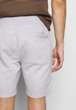 Pier One 2 Pack - Shorts -Light Grey /Black -Modieuze Herenkleding 6ba6400f66f84542b84ee27faefc2a3b