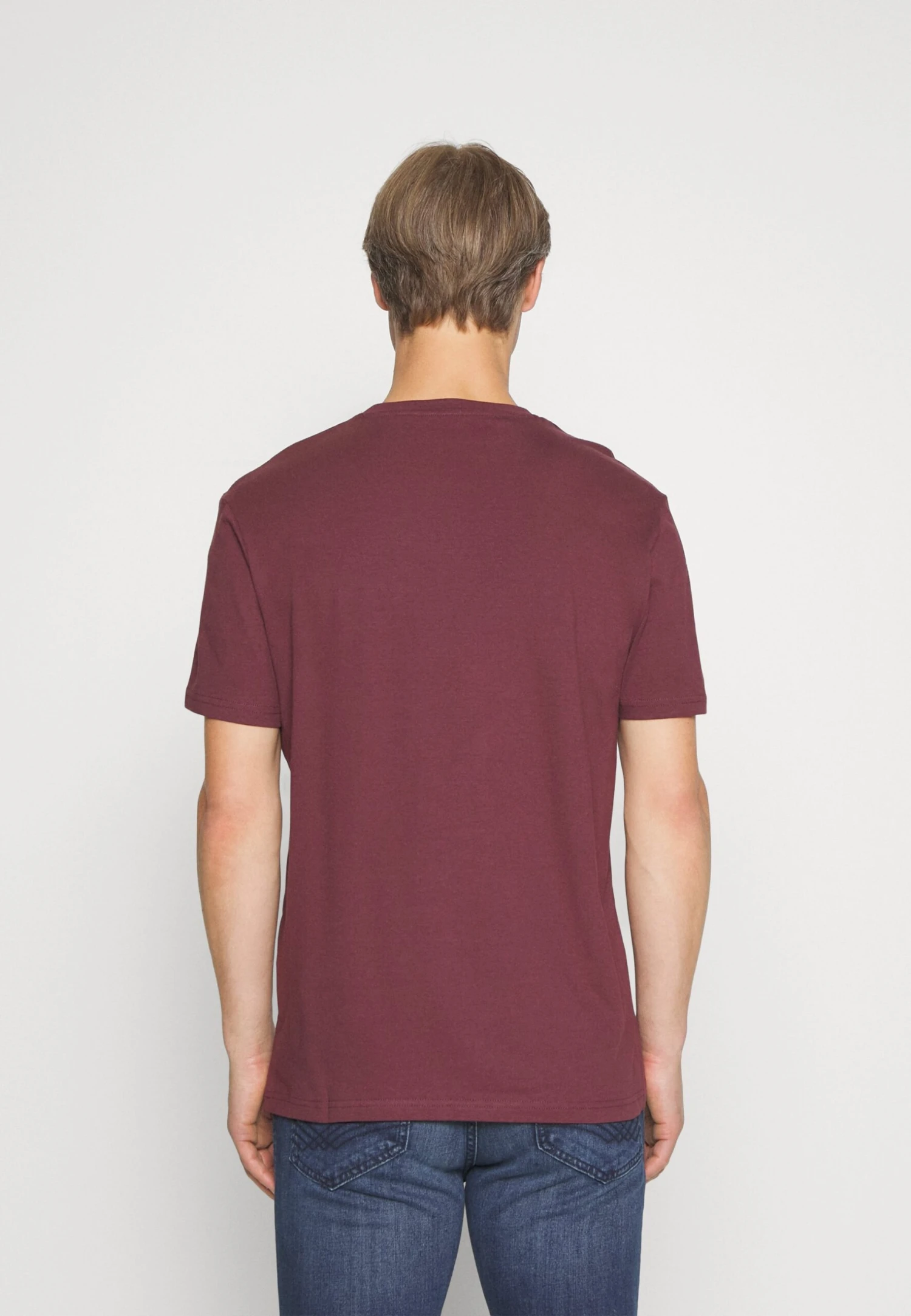 Pier One 5 Pack - T-Shirt Basic - Bordeaux/Dark Green/Dark Blue 7 Pier One 5 Pack - T-Shirt Basic - Bordeaux/Dark Green/Dark Blue - Afbeelding 5