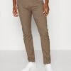Pier One Chino - Brown -Modieuze Herenkleding 8ea171c7de7c4a188a2d6a6cc6284d61