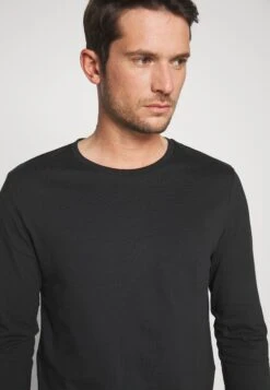 Pier One 2 Pack - Longsleeve - White/Black -Modieuze Herenkleding abe5f01df1c144a5b727bffa4e9f9909