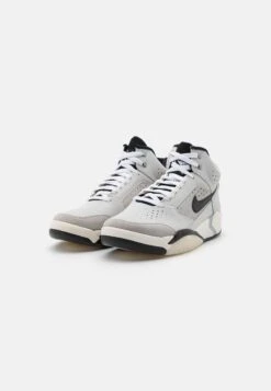 Nike Sportswear Air Flight Lite Mid Nas - Sneakers Hoog - Photon Dust/Black/Metallic Silver/Light Smoke Grey/White/Pale Ivory -Modieuze Herenkleding ad7a2b7c62804a9abf7c8841ba4694a6