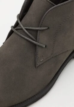 Pier One Unisex - Sportieve Veterschoenen - Grey 13 Pier One Unisex - Sportieve Veterschoenen - Grey -Modieuze Herenkleding b251e44b3e5a412c95b96877ca3c165d