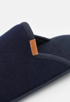 Pier One Pantoffels - Dark Blue -Modieuze Herenkleding b3c54519d0c84a4fba4b0a5826df130e