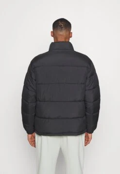 YOURTURN Oversize Puffer Jacket Unisex- Winterjas - Black 9 YOURTURN Oversize Puffer Jacket Unisex- Winterjas - Black -Modieuze Herenkleding b57499cc4ae34e7f9e98987799f2440f