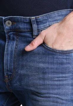 Pier One Straight Leg Jeans - Mid Blue -Modieuze Herenkleding b86dfcaf98354d35b01b30966e418ca1