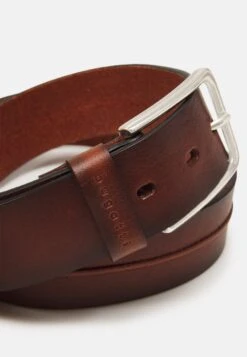 Bugatti Riem - Whisky -Modieuze Herenkleding bc37b74ec4b34cab889936a6168e49fa