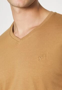 Pier One V Neck Bird Tonal 3 Pack - T-Shirt Basic - Light Brown/White/Dark Blue -Modieuze Herenkleding dbb41cfafe134396801079ad8aaa0b0b