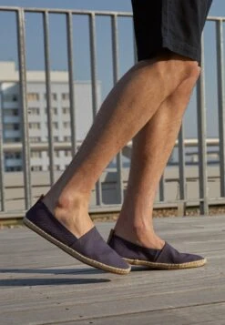 Pier One Rena Espadrille Unisex - Espadrilles - Dark Blue 11 Pier One Rena Espadrille Unisex - Espadrilles - Dark Blue -Modieuze Herenkleding ddd12ad1b1c0447b922653244352df1c