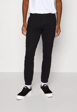 Pier One 2 Pack - Cargobroek - Olive/Black -Modieuze Herenkleding e0bf2536d5a04652937019f4273abb8d