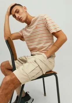 Jack & Jones Unifarbene Dex Mit Cargotaschen - Shorts - Oxford Tan -Modieuze Herenkleding e3d5c0bf5d834538bdc68383dc83c41a