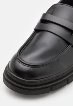 YOURTURN Instappers - Black -Modieuze Herenkleding fbe1d69ec73d424097583e846261fdbb